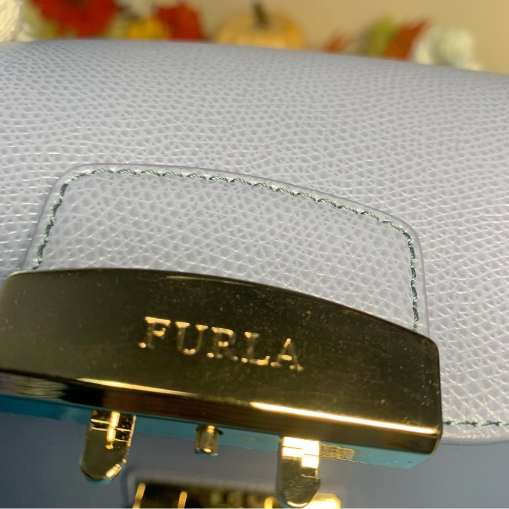 Pre Owned Authentic Furla Lavender Mini Crossbody Bag with Chain Strap - Picture 15 of 17